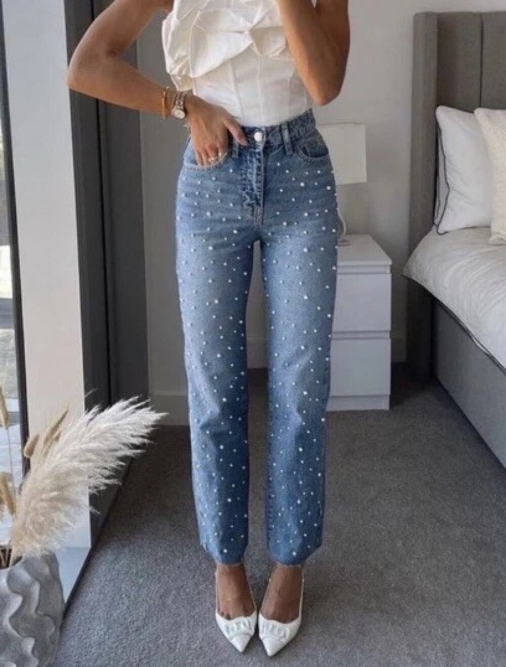 Zara High Waist Blue Pearl-Studded Straight Leg Jeans - Picture 2 of 9